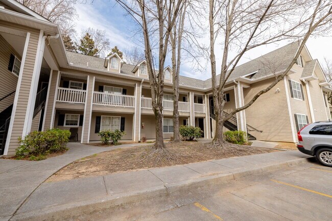 Foto del edificio - 987 Collier Rd NW