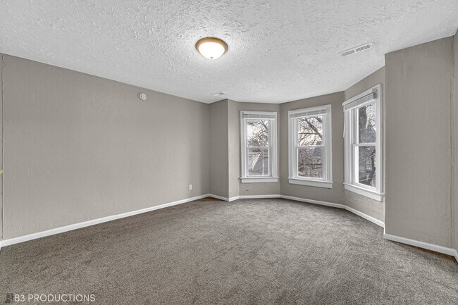 Foto del edificio - 402 Nicholson St