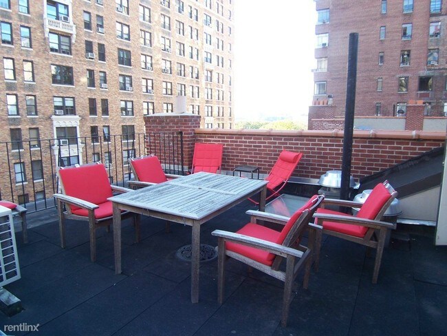 Building Photo - 2 br, 2 bath Apartment - 321 W 82nd St