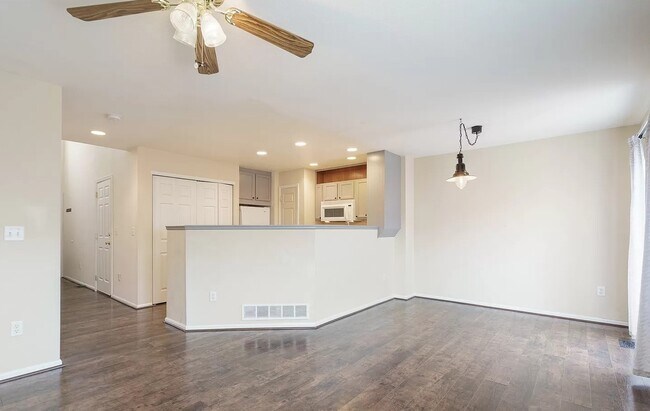 Foto del edificio - 4225 Georgetown Dr