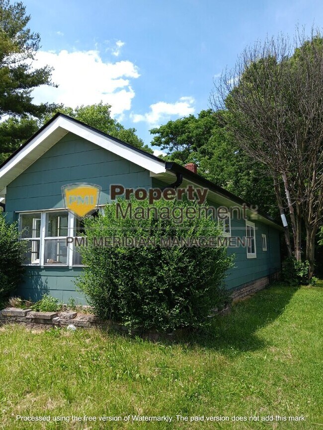 Foto del edificio - Charming 3-Bedroom Home in Indianapolis wi...