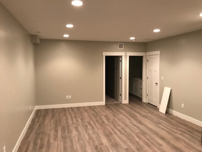 Building Photo - 14628 S Sky Bird Dr