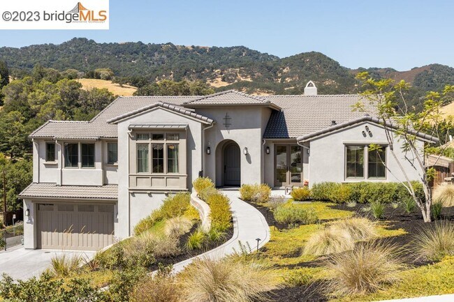 Foto del edificio - 205 Seclusion Valley Way