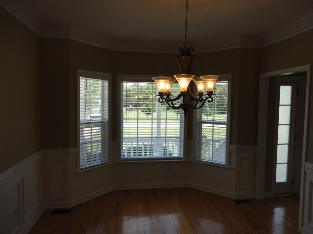 Building Photo - 5904 Whatsit Ln