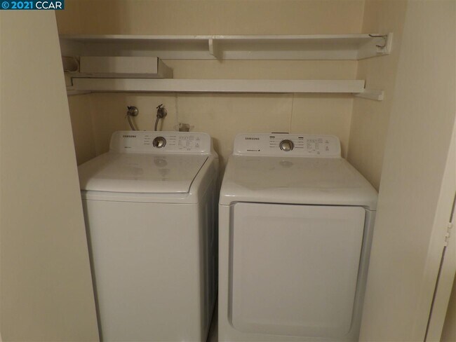 Foto del edificio - 1815 Wildbrook Ct