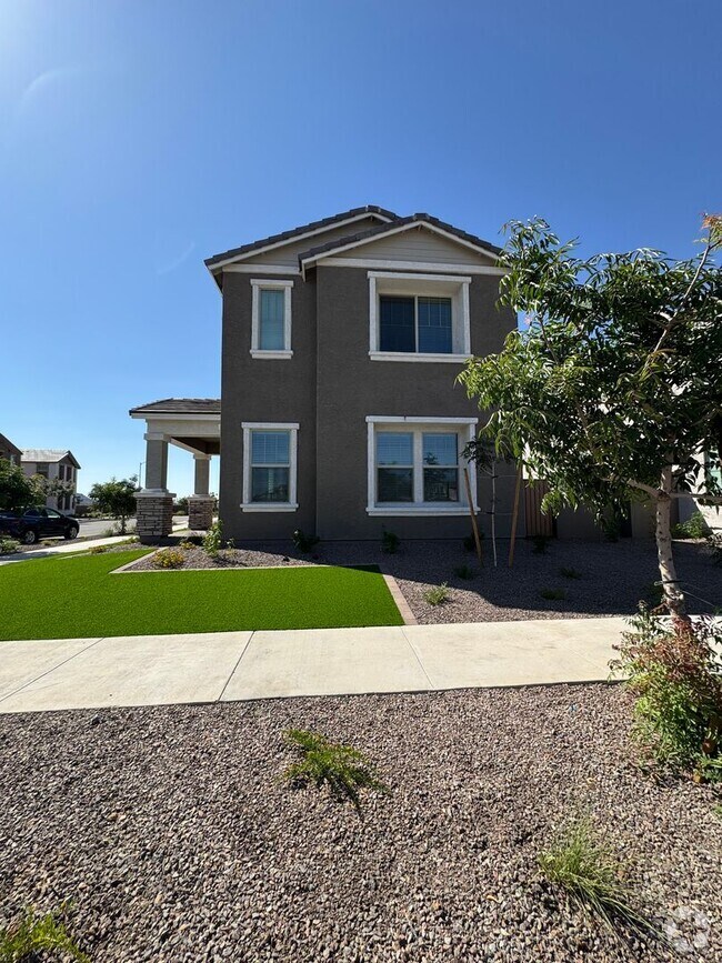 Building Photo - 2232 W Chisum Trl