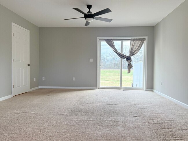 Building Photo - Spacious 3-Bedroom Townhome with Prime Route 13 Access