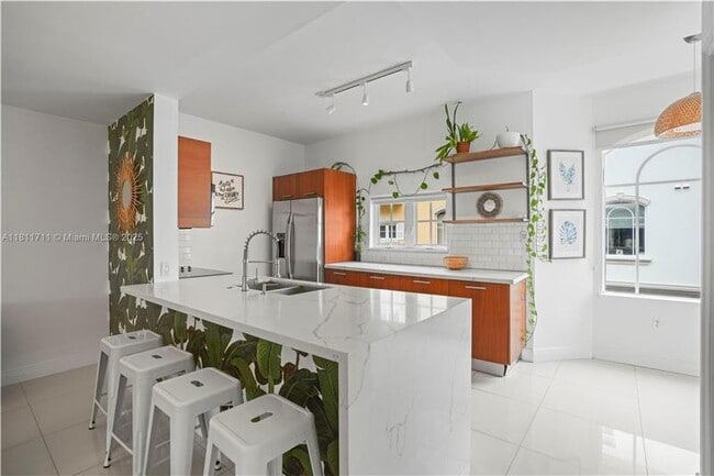 Foto del edificio - 18445 NE 27th Pl