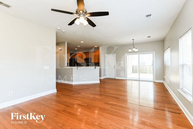 Foto del edificio - 337 Lakewind Dr