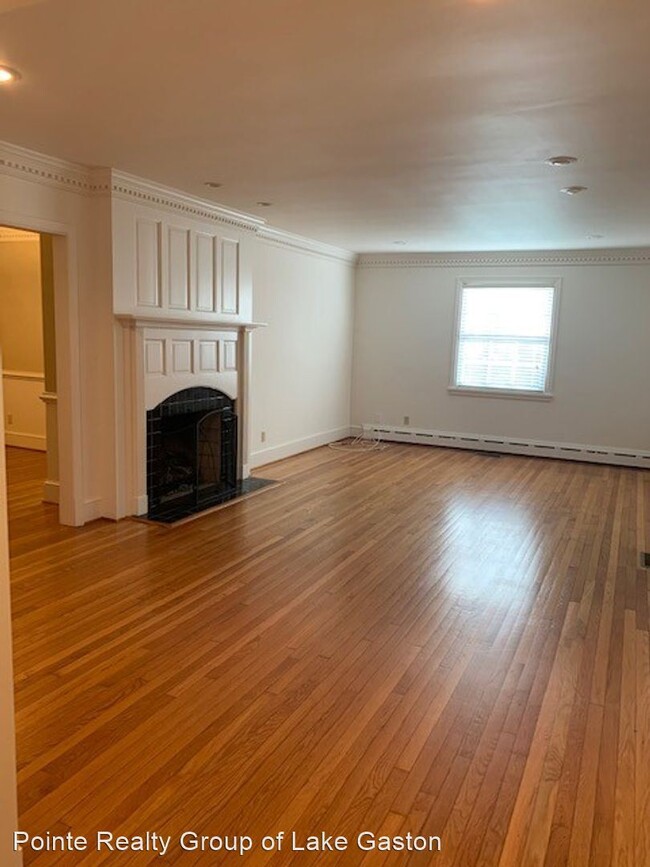 Building Photo - 3 br, 1.5 bath House - 605 Peachtree Street