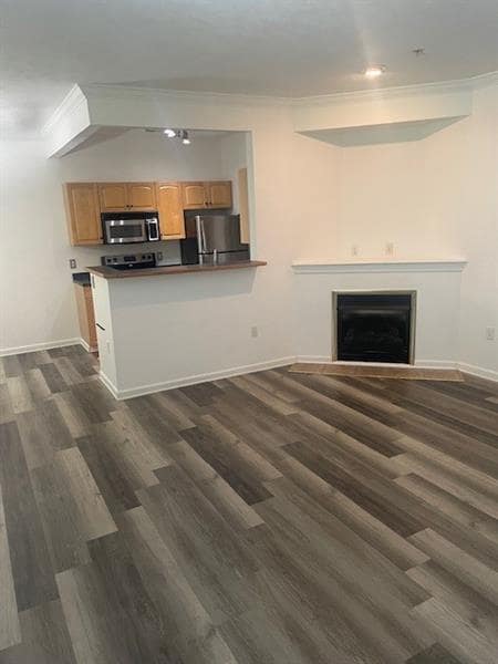 Building Photo - 305 Sonie Dr