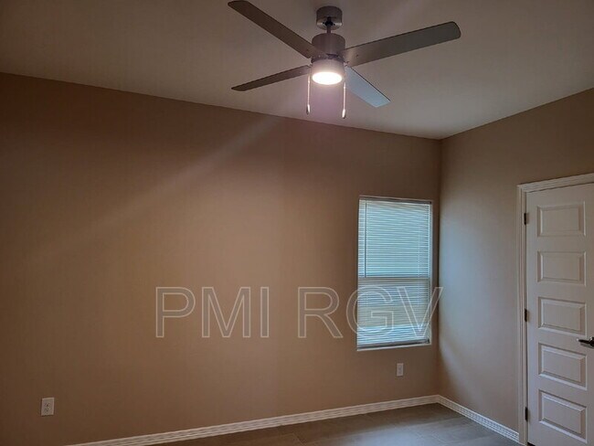 Foto del edificio - 3101 W Kenwood St