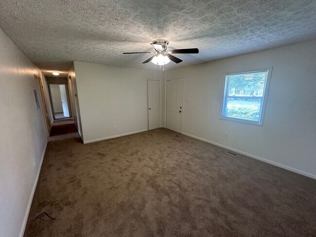 Foto del edificio - 6517 Portsmouth Dr