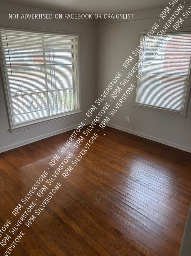 Foto del edificio - 6860 Continental-