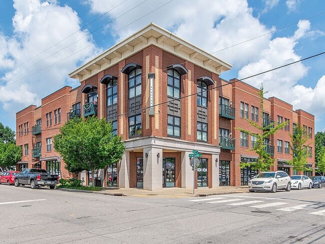 Building Photo - 1015 Fatherland St