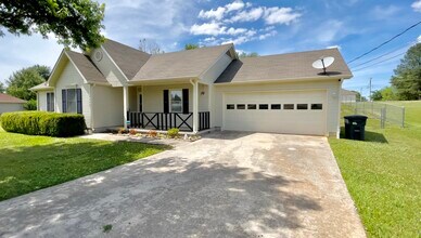 Building Photo - 29883 Donnely Dr