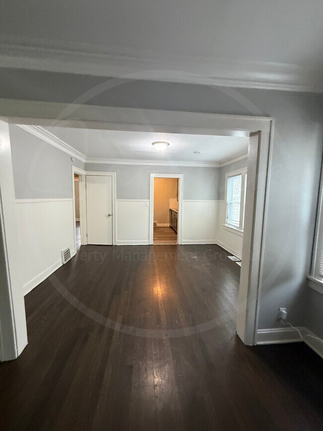 Foto del edificio - 5410 Euclid Ave E