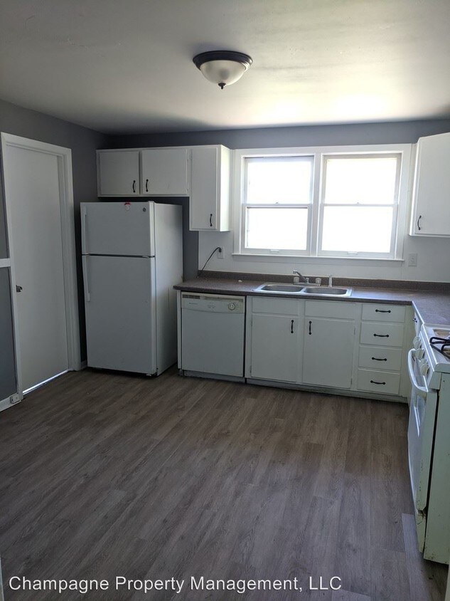 Primary Photo - 4 br, 1 bath House - 3807 E. 72nd Terrace
