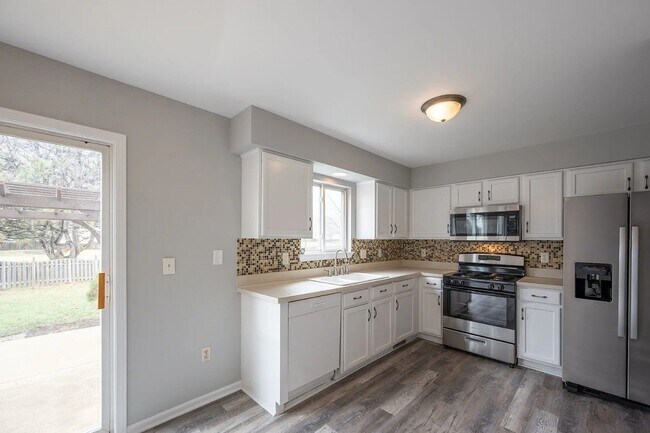 Foto del edificio - 21420 Georgetown Dr