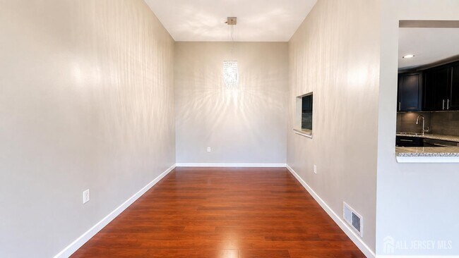 Building Photo - 500 Danbury Ln