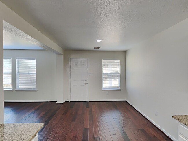 Foto del edificio - 18735 Westgate Park Dr