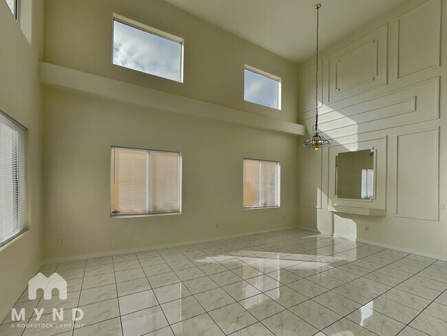 Foto del edificio - 1709 Wandering Winds Way