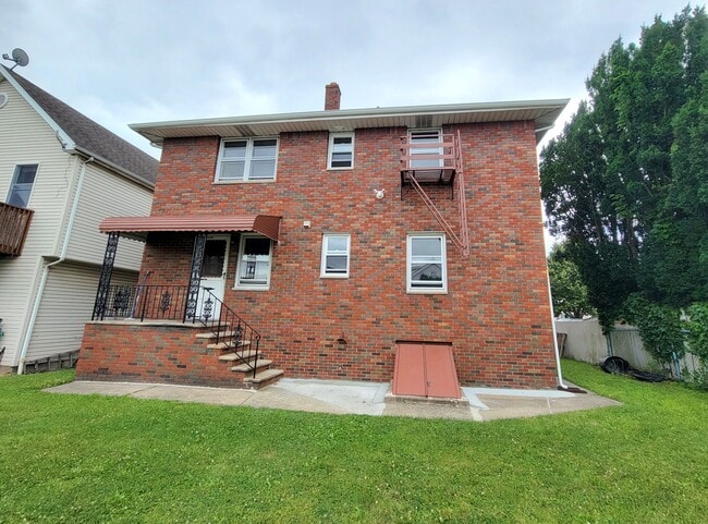 Back - 111 Marconi St