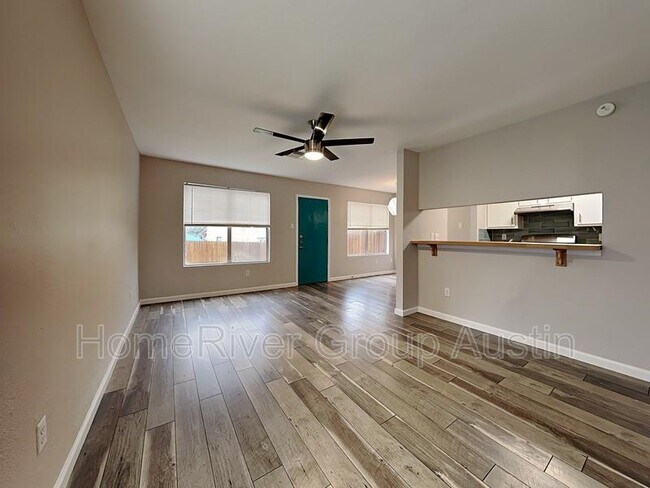 Foto del edificio - 1609 Future Dr