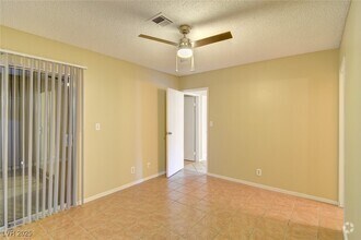 Building Photo - 409 N Lamb Blvd