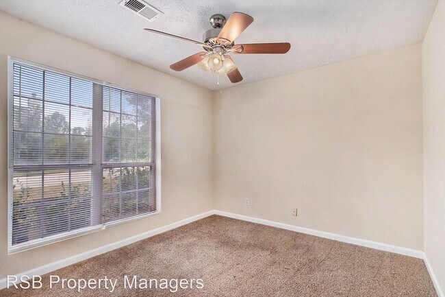 Foto del edificio - 3 br, 2 bath House - 4474 Thornwood Crescent