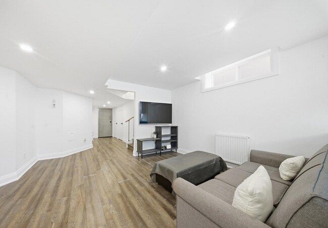 couloir - 23 Sewells Ln