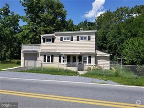 Building Photo - 655 S Chiques Rd