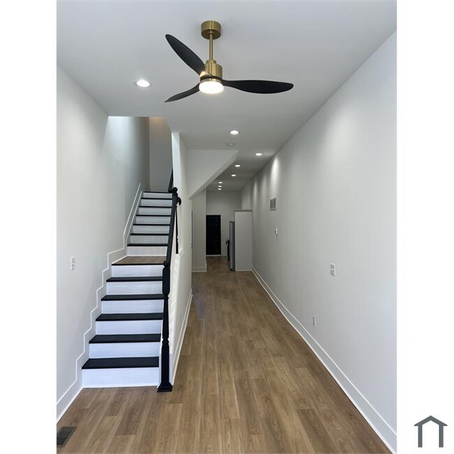 Building Photo - 1706 McCulloh St