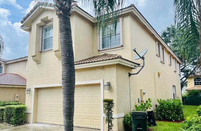 Photo - 4945 Egret Ct House