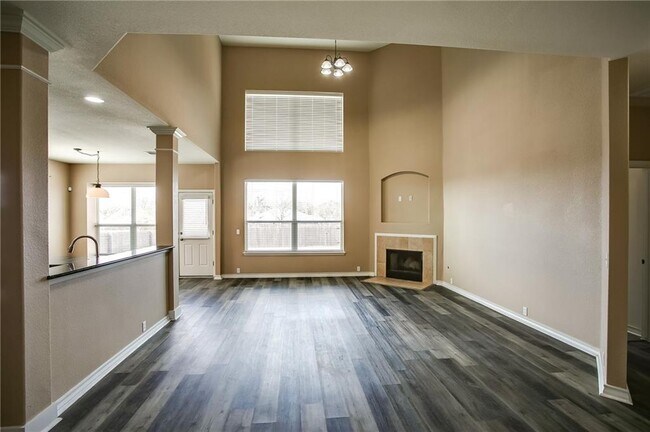 Building Photo - 20804 Penny Royal Dr