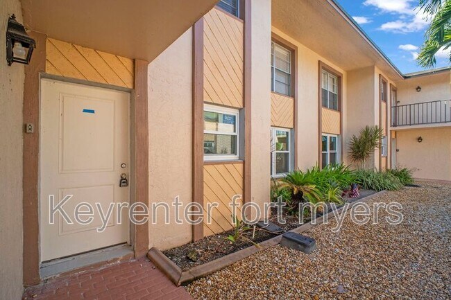 Foto del edificio - 16881 Davis Rd