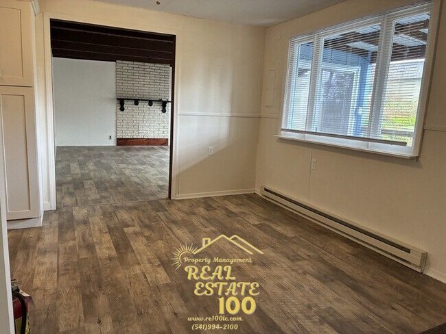 Foto del edificio - 1705 NW 22nd St