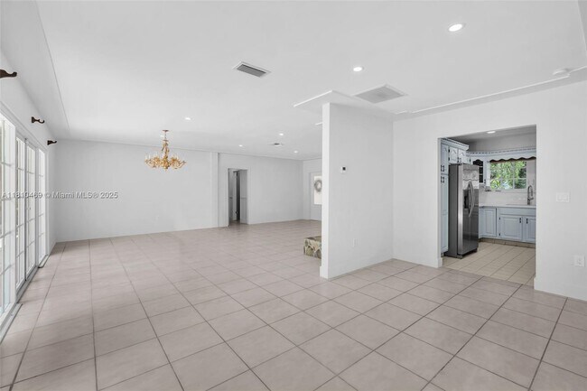 Foto del edificio - 1525 Trevino Ave