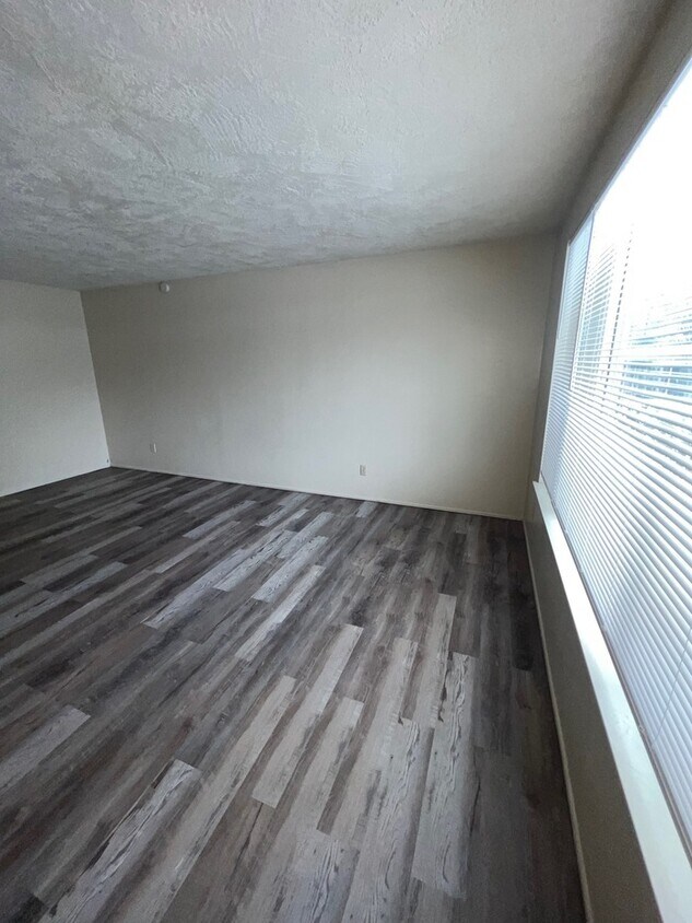 Foto principal - 2 Bed 1 Bath in Boise!