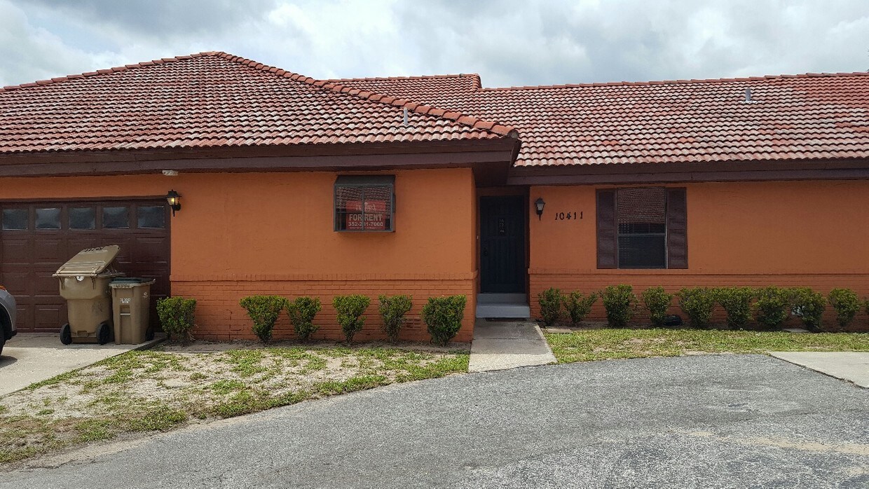 Primary Photo - 10411 Pink Azalea Dr