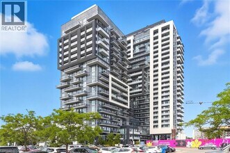 Building Photo - 2087 Fairview St