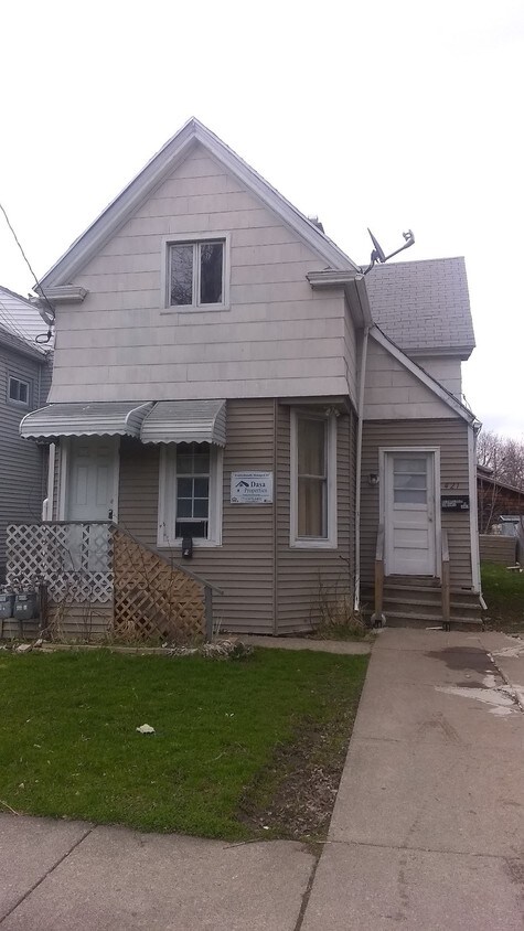 Primary Photo - 421 East St