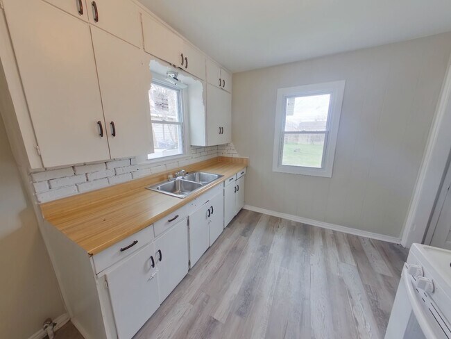 Foto del edificio - 1842 N Minneapolis Ave