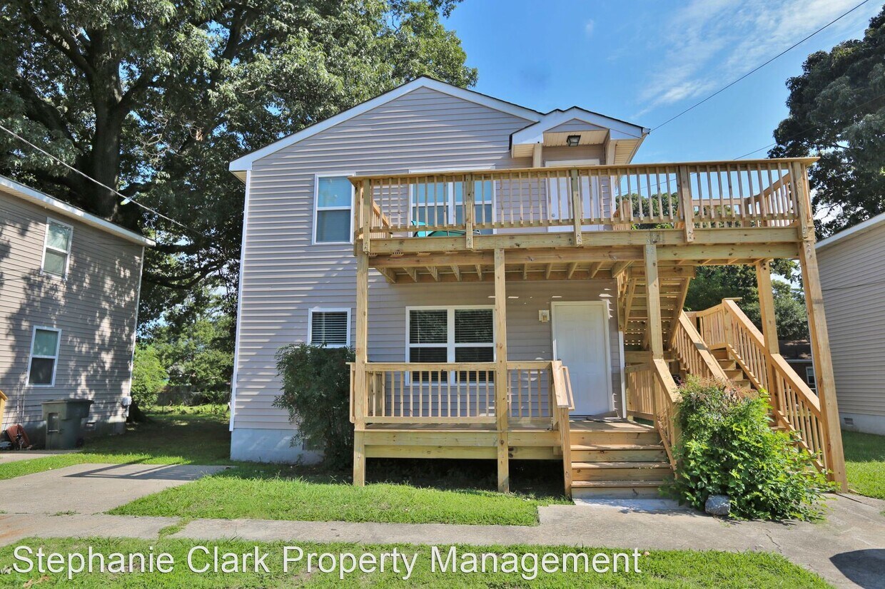 Primary Photo - 2 br, 1 bath House - 4416-A Dunning Road