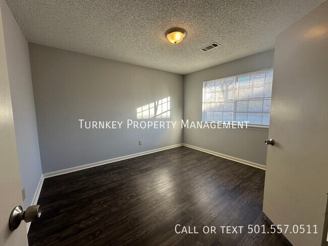 Foto del edificio - 2 bedroom 1 bath attached Unit in Sherwood