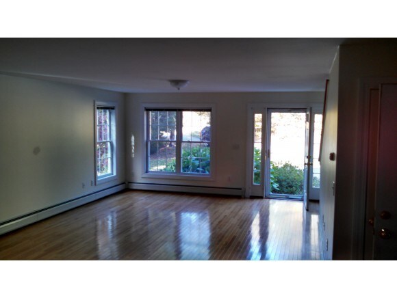 Foto del edificio - 152 Winnicutt Rd