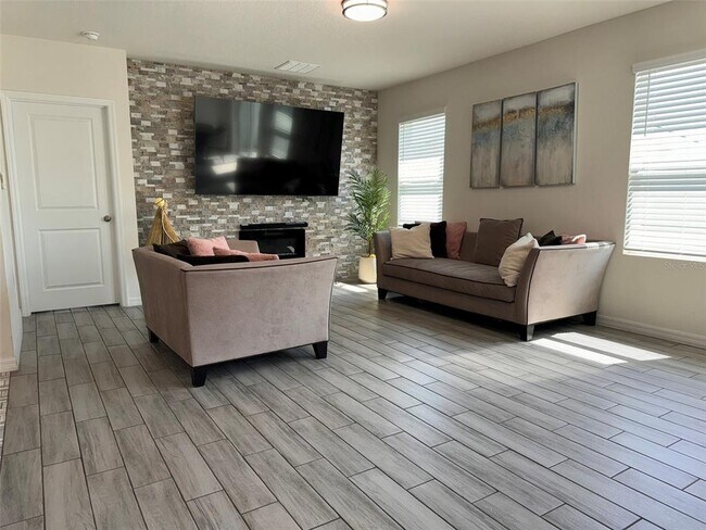 Building Photo - 15416 Gopher Trop Pl