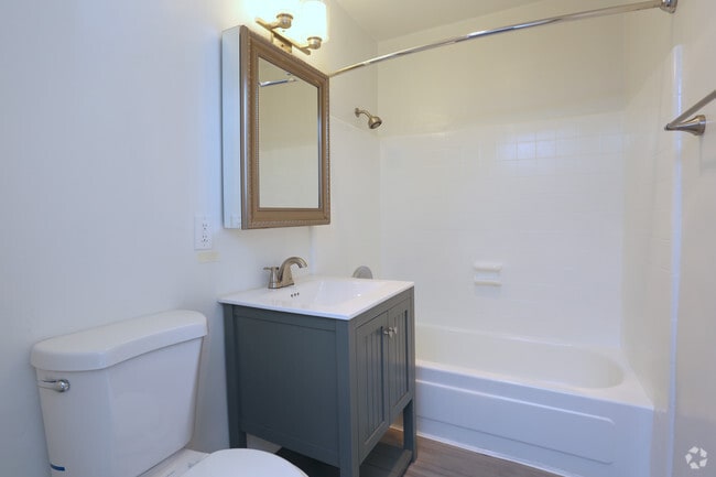 1 BR, 1 BA - 650 SF - Willow Glenn Apartments