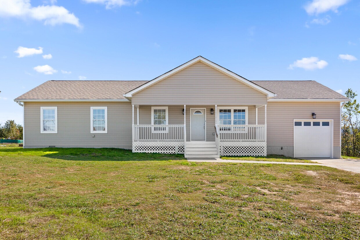 2402 Jenkins Rd, Chattanooga, TN 37421 House Rental in Chattanooga