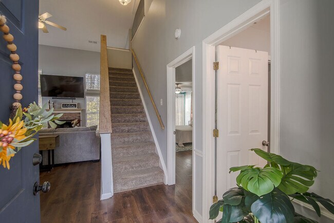 Foto del edificio - 8414 Woodford Bridge Dr